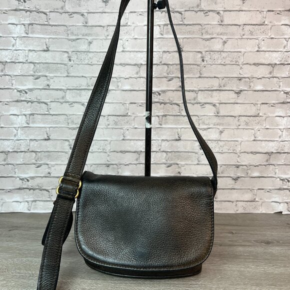 Coach Handbags - Vintage Coach Sonoma pebbled leather Black Coach bag